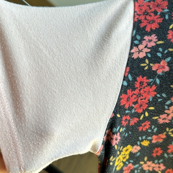 RAGS - Picture 4 of 6